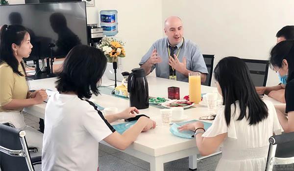 成都青苗国际双语学校 ：成都青苗国际双语学校开放日流程介绍