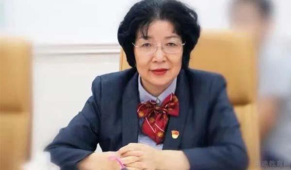 深圳市华美外国语学校 ：深圳华美外国语学校召开国际教育研讨会