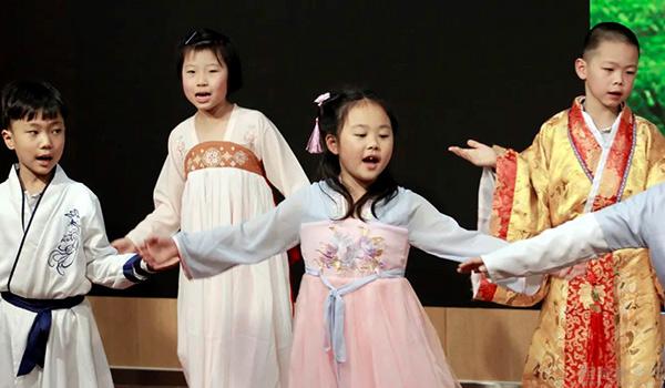 北京新东方国际双语学校 ：北京新东方国际学校里的“诗词大会”活动