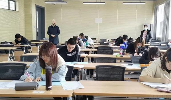 天津大学哈珀国际教育 ：天津大学哈珀国际教育好不好？如何报名？