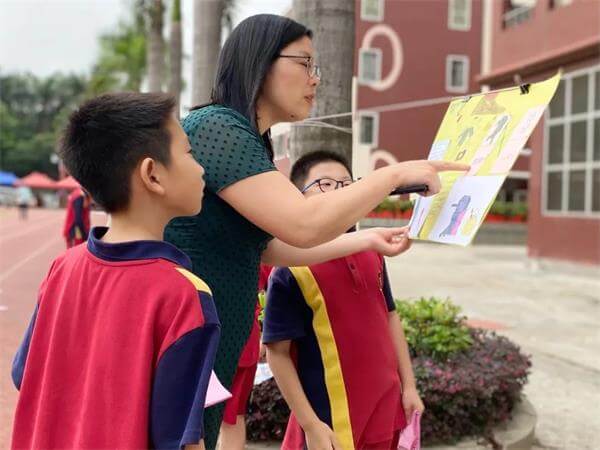东莞市翰林实验学校国际部小学IB特色班英语讲故事比赛精彩回眸！