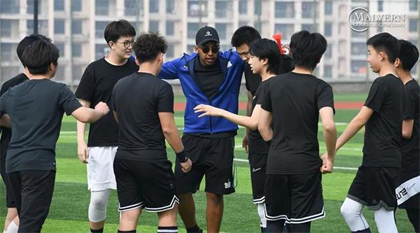 【青岛墨尔文中学毕业升学】被美国TOP100名校偏爱的他们！