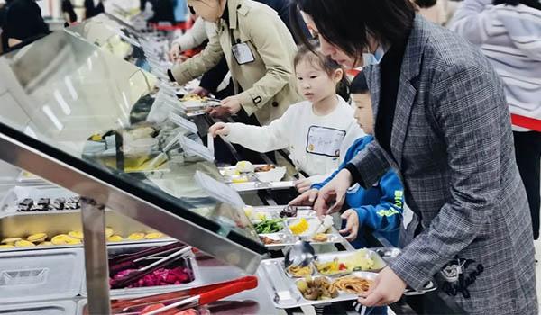 长沙玮希国际学校 ：长沙玮希国际学校校园开放日完美落幕