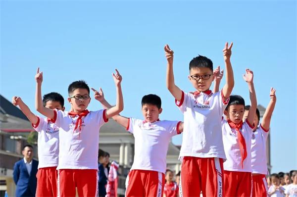 巴德美际学校成都校区让孩子在运动场上感受体育竞技的魅力