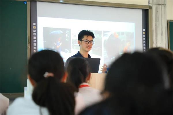 科技嘉年华——2021年上海世界外国语中学科技节展示！