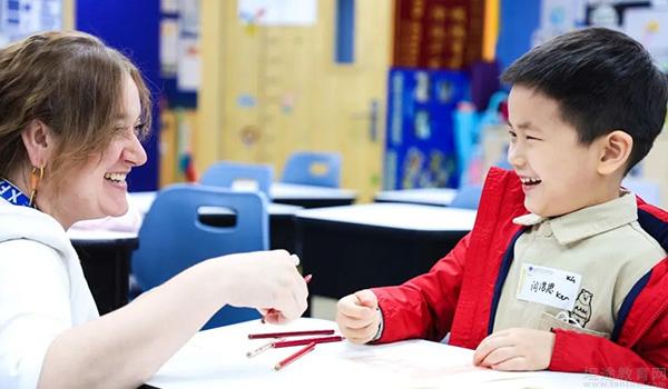 北京市新府学外国语学校 ：北京新府学外国语学校在5月有开放日活动吗？