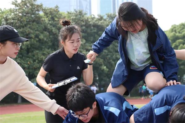 宁波华茂国际学校这场运动会掀起夏日的第一波热潮！