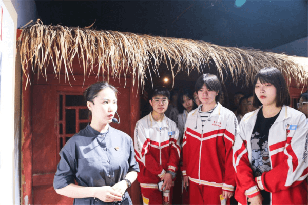 贵阳一中新世界国际学校国际部高一、高二年级研学实践活动