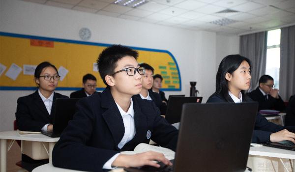 北京力迈中美[国际]学校 ：北京力迈中美国际学校A-Level课程重磅来袭！