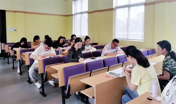 市教育局在宁波至诚学校开展教学调研活动
