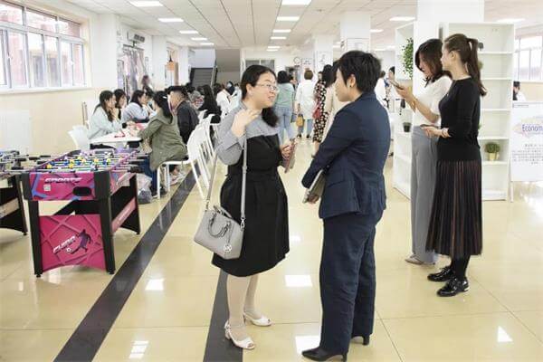 天津格瑞思学校一对一沟通，阶段性反馈，我们一起做教育合伙人！