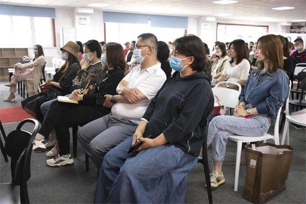 天津格瑞思学校一对一沟通，阶段性反馈，我们一起做教育合伙人！