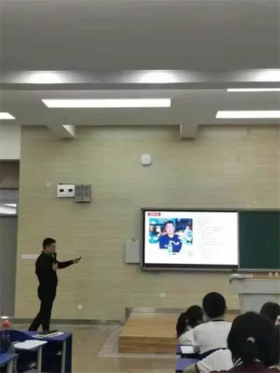 成都七中国际部2020-2021学年度立志成才集中教育活动