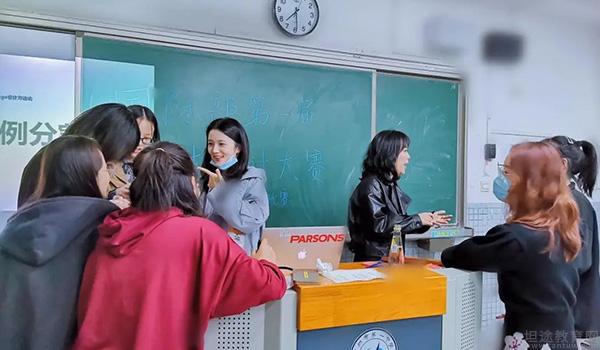 郑州一中国际部 ：郑州一中国际部首届艺术设计大赛活动成功举办