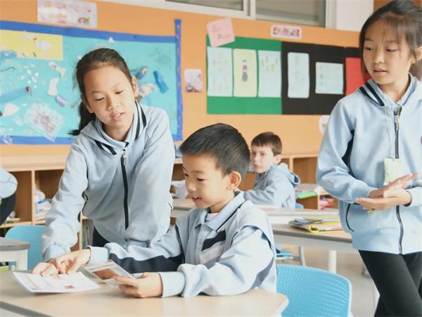 丰盛的礼物，青岛威德明特双语学校开启“六一儿童节”序幕