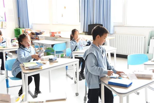 丰盛的礼物，青岛威德明特双语学校开启“六一儿童节”序幕