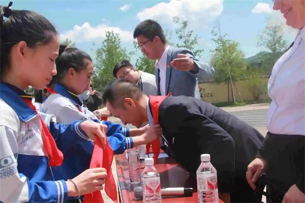 记北京力迈中美国际学校赴哈里哈小学手拉手活动！