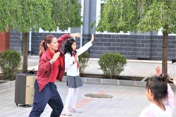 记北京力迈中美国际学校赴哈里哈小学手拉手活动！