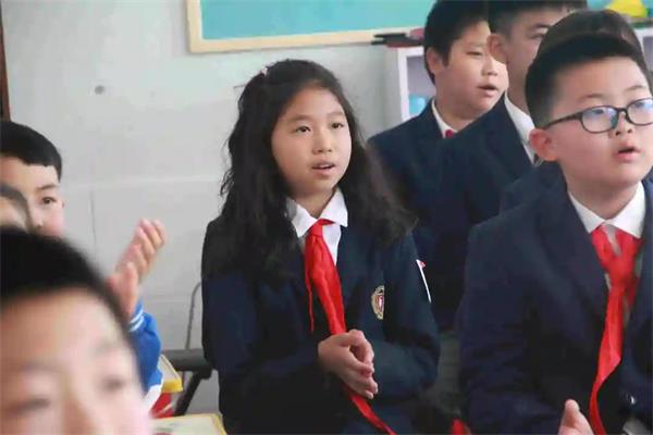 记北京力迈中美国际学校赴哈里哈小学手拉手活动！