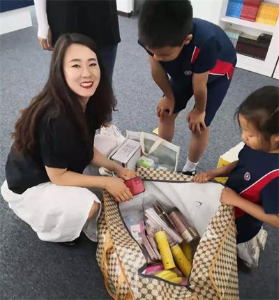 记北京力迈中美国际学校赴哈里哈小学手拉手活动！