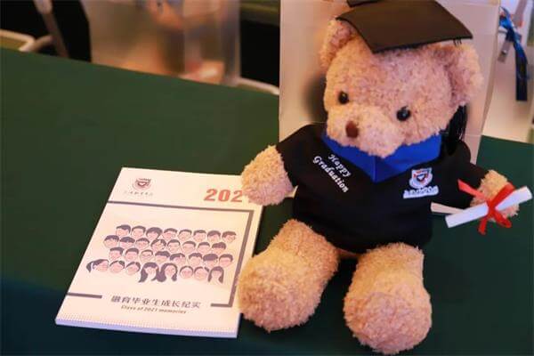 上海融育学校2021毕业典礼隆重举行！