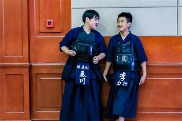 上海市燎原双语学校冠军、八强、一等奖，“非常学院”又获奖 