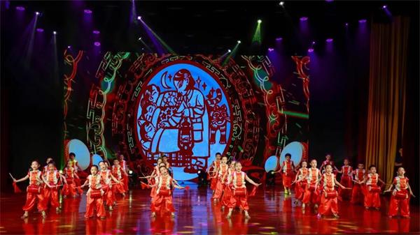 首都少年艺术团暨首都少年爱乐乐团等团队在北京王府学校正式成立！