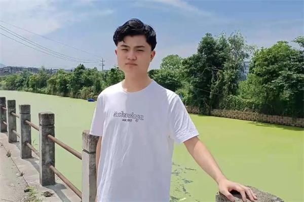 宁波效实中学国际中心徐翊杰：IB的三年教会了我日常积累与自省！