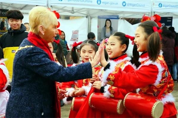 西安博爱国际学校又一所“孔子课堂”落户英国！