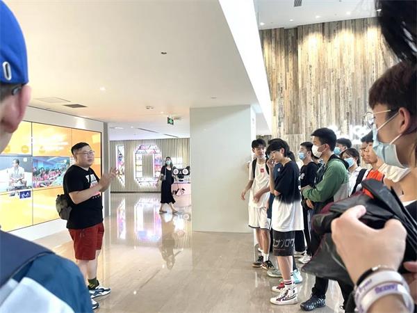 南昌力迈中美国际学校学子走进阿里巴巴，短视频创意大赛拉开帷幕!