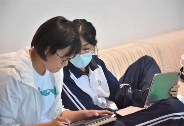北京四中国际课程佳莲校区机甲机器人比赛！