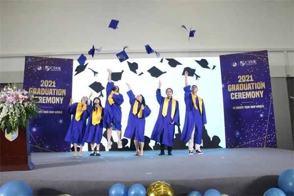 昆山加拿大国际学校2021年IB大考再创佳绩！