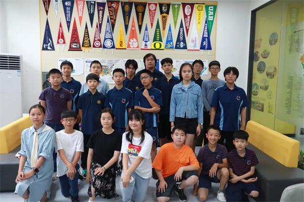 宁波华茂国际学校又一波竞赛获奖喜讯如花灿开！