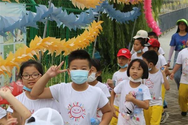 肇庆加美学校小学部2021“英科实践”夏令营参观房车基地