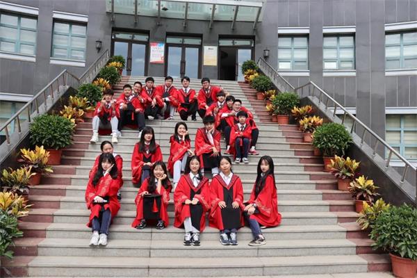 北京市二十一世纪国际学校学霸女孩圆梦公立常春藤