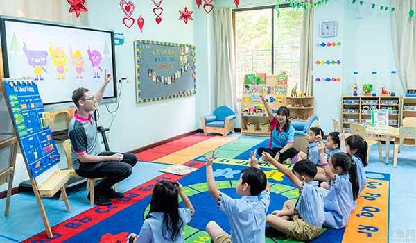 普林斯顿云海谷国际学校 ：关于阅读，深圳普林斯顿为孩子提供优质条件