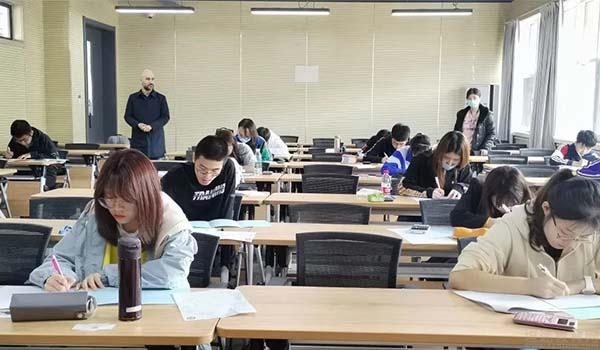 天津大学哈珀国际教育 ：世界大学直通车！天大哈珀OSSD课程介绍