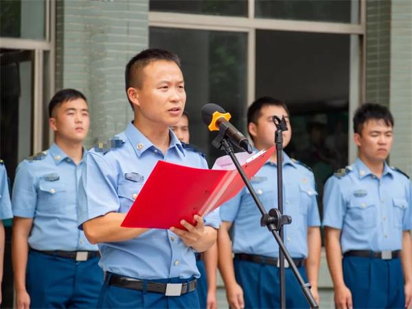 嘉兴外国语学校2021级新生军训正式开训！
