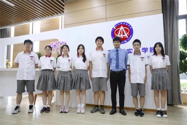 上海托马斯实验学校2021全国青少年模拟政协活动成功举行