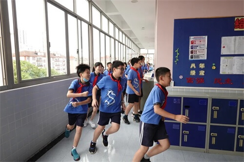 安全相伴，健康成长——上海协和双语教科学校开展新学期应急演练活动