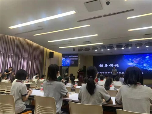 宁波赫威斯肯特学校“牵手”中科院材料所，为肯特学子开拓更广的资源和平台