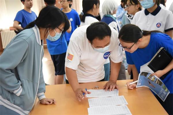 北京市第八中学国际部社团招新 | 精彩生活从“新”开始