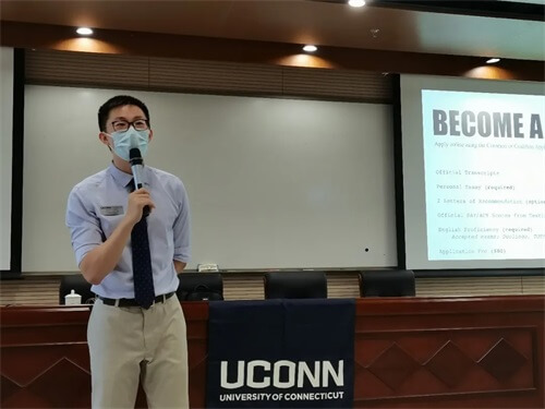 美国康涅狄格大学招生官来访宁波效实中学国际中心
