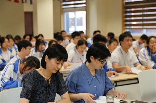 来温州市第二十一中学国际部，一起近距离了解澳大利亚高考中文口语模拟考试