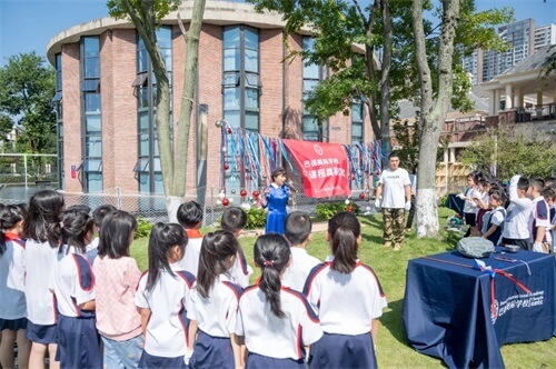 成都巴德美际学校木工课：奠基开工，带孩子们建一座房子