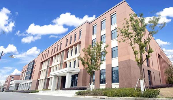 看了这些，才知道选择国际学校要考虑这几点！