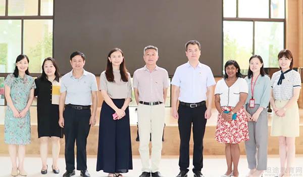 长沙玮希国际学校 ：吴真真校长亲自介绍长沙玮希国际学校