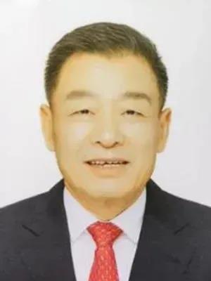 北京王府学校王广发荣获“2021北京榜样”人物表彰