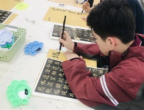 揭秘上海光华学院美高校区的双语艺术课程