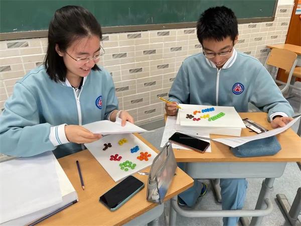 北京市第八中学国际部生动有趣的AP Biology！